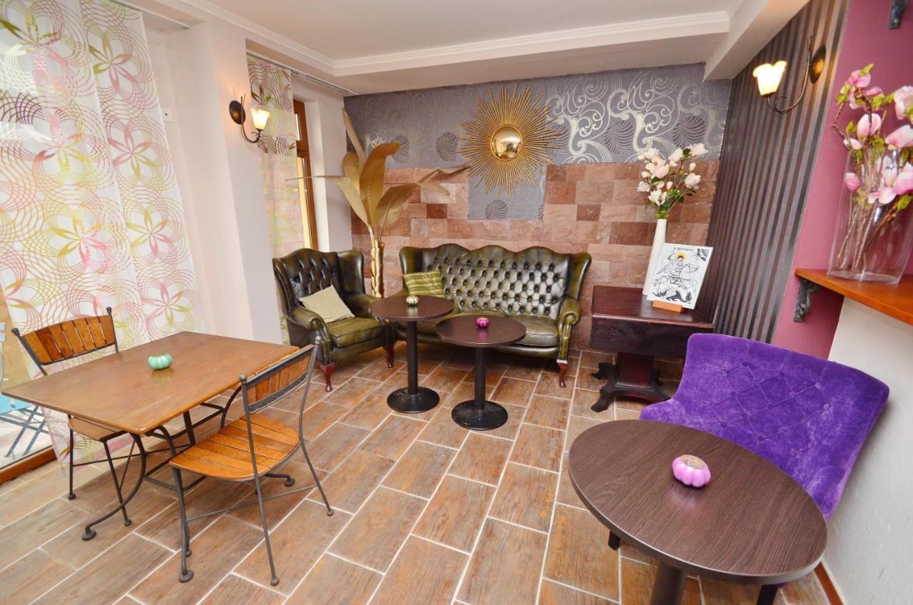 Hotel Meduza Бечичи Экстерьер фото